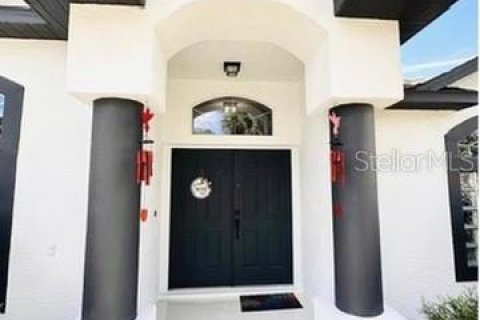 House in Palm Coast, Florida 3 bedrooms, 177.07 sq.m. № 2238500 - photo 2