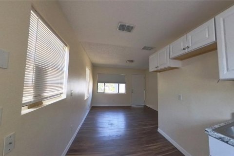House in Maitland, Florida 2 bedrooms, 48.31 sq.m. № 1737043 - photo 10