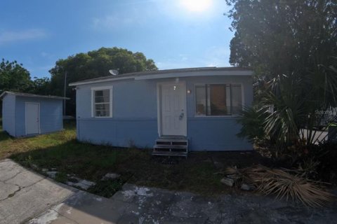 House in Maitland, Florida 2 bedrooms, 48.31 sq.m. № 1737043 - photo 2