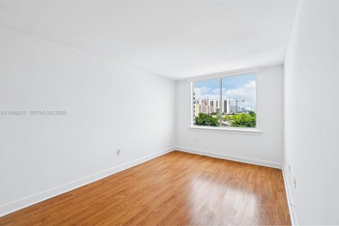 Copropriété à vendre à Miami, Floride: 2 chambres, 92.9 m2 № 1997161 - photo 13