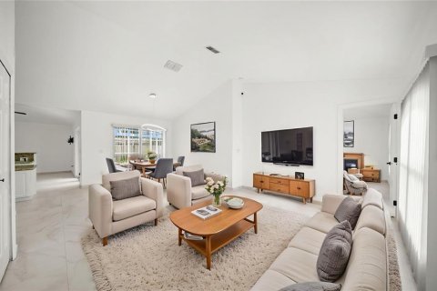 Casa en venta en Kissimmee, Florida, 3 dormitorios, 134.15 m2 № 2166988 - foto 4