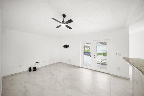 Casa en venta en Kissimmee, Florida, 3 dormitorios, 134.15 m2 № 2166988 - foto 11