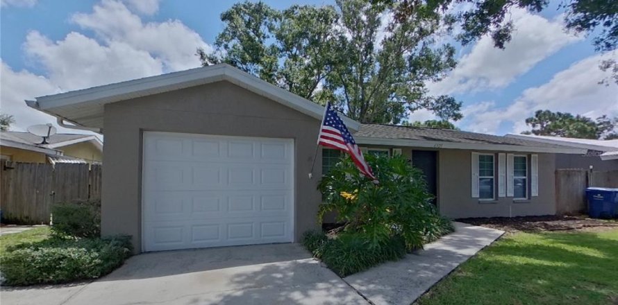 Villa ou maison à Pinellas Park, Floride 2 chambres, 100.89 m2 № 1866216