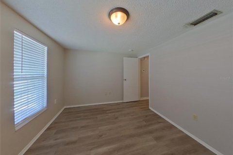 Casa en alquiler en Pinellas Park, Florida, 2 dormitorios, 100.89 m2 № 1866216 - foto 12