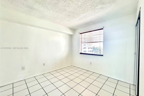 Copropriété à louer à Miami, Floride: 2 chambres, 58.06 m2 № 2009070 - photo 7