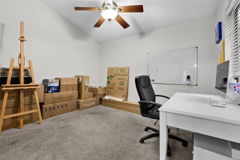 Condo in Gainesville, Florida, 2 bedrooms  № 1592861 - photo 9