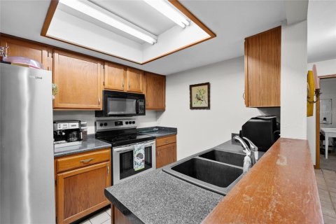 Condo in Gainesville, Florida, 2 bedrooms  № 1592861 - photo 7
