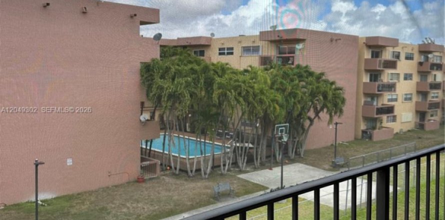 Appartement à Miami, Floride 2 chambres, 71.07 m2 № 2248688