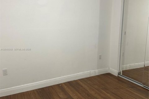Appartement à louer à Miami, Floride: 2 chambres, 71.07 m2 № 2248688 - photo 9