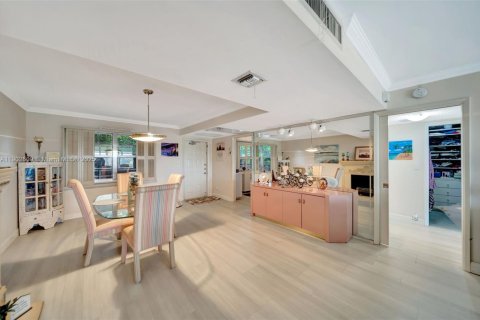 Купить кондоминиум в Помпано-Бич, Флорида 3 спальни, 139.35м2, № 1954012 - фото 10