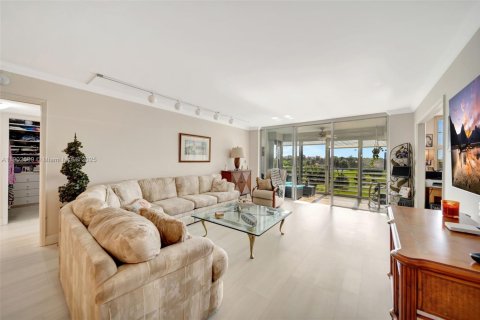 Купить кондоминиум в Помпано-Бич, Флорида 3 спальни, 139.35м2, № 1954012 - фото 17