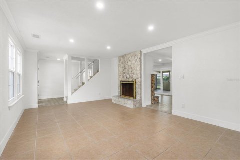 Villa ou maison à vendre à Orange City, Floride: 5 chambres, 390.19 m2 № 2201247 - photo 8