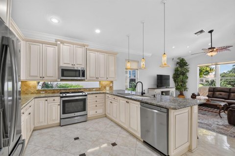 Casa en venta en Delray Beach, Florida, 4 dormitorios, 256.04 m2 № 2380232 - foto 19