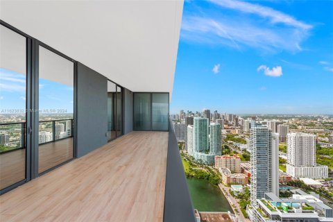 Condo in Miami, Florida, 4 bedrooms  № 1270621 - photo 10