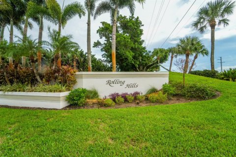 House in Tequesta, Florida 4 bedrooms, 359.53 sq.m. № 2392389 - photo 24