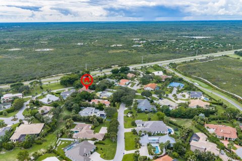 House in Tequesta, Florida 4 bedrooms, 359.53 sq.m. № 2392389 - photo 10