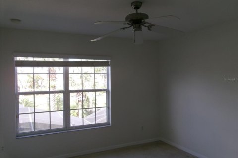 Adosado en venta en Kissimmee, Florida, 4 dormitorios, 175.03 m2 № 2134500 - foto 23