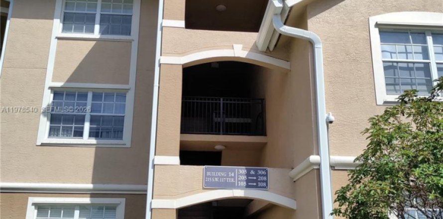 Condo à Pembroke Pines, Floride, 2 chambres  № 2044064