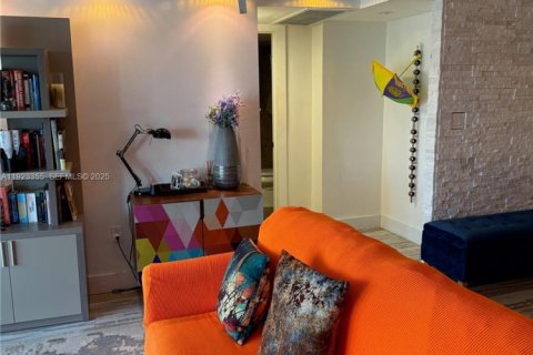 Купить кондоминиум в Майами-Бич, Флорида 2 спальни, 133.97м2, № 1983525 - фото 23