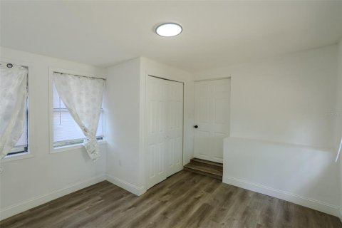 Villa ou maison à vendre à Fort Myers, Floride: 5 chambres, 243.13 m2 № 2139569 - photo 9
