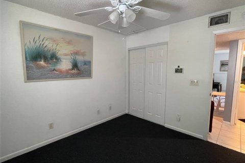 Condo in Melbourne, Florida, 2 bedrooms № 2219237 - photo 20