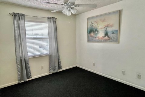 Condo in Melbourne, Florida, 2 bedrooms № 2219237 - photo 19