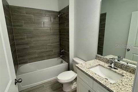 Casa en alquiler en Kissimmee, Florida, 2 dormitorios, 98.01 m2 № 1902316 - foto 8