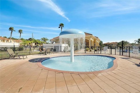 Casa en alquiler en Kissimmee, Florida, 2 dormitorios, 98.01 m2 № 1902316 - foto 22