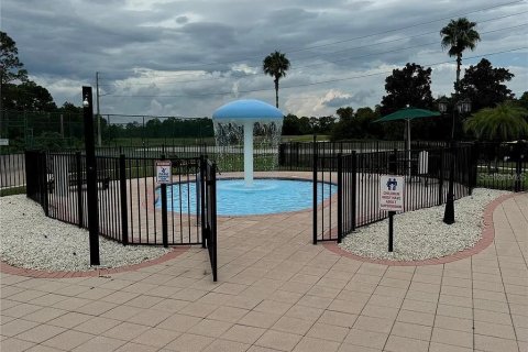 Casa en alquiler en Kissimmee, Florida, 2 dormitorios, 98.01 m2 № 1902316 - foto 24