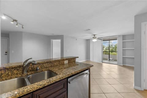 Copropriété à louer à Orlando, Floride: 2 chambres, 93.18 m2 № 2385598 - photo 15