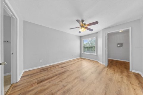 Copropriété à louer à Orlando, Floride: 2 chambres, 93.18 m2 № 2385598 - photo 18