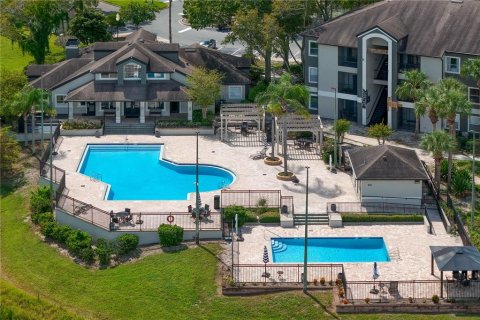 Copropriété à louer à Orlando, Floride: 2 chambres, 93.18 m2 № 2385598 - photo 3