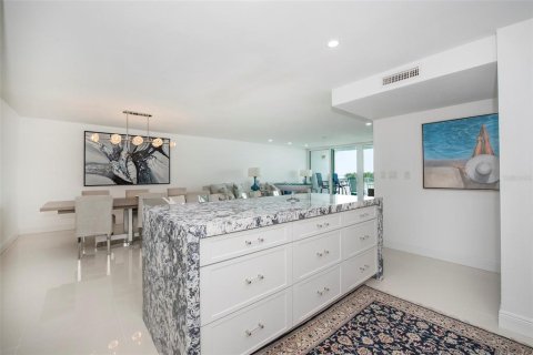Copropriété à vendre à Clearwater, Floride: 2 chambres, 130.9 m2 № 2432705 - photo 11