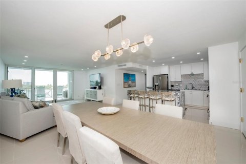 Copropriété à vendre à Clearwater, Floride: 2 chambres, 130.9 m2 № 2432705 - photo 15