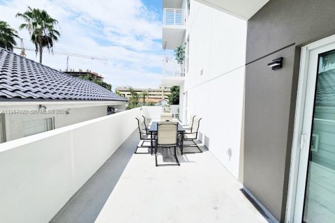 Copropriété à vendre à Hollywood, Floride: 2 chambres, 108.7 m2 № 2081360 - photo 7