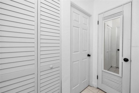 Villa ou maison à vendre à Saint Petersburg, Floride: 2 chambres, 72.84 m2 № 2433108 - photo 23