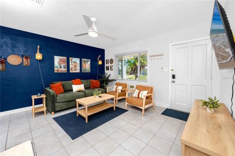 Villa ou maison à vendre à Saint Petersburg, Floride: 2 chambres, 72.84 m2 № 2433108 - photo 4