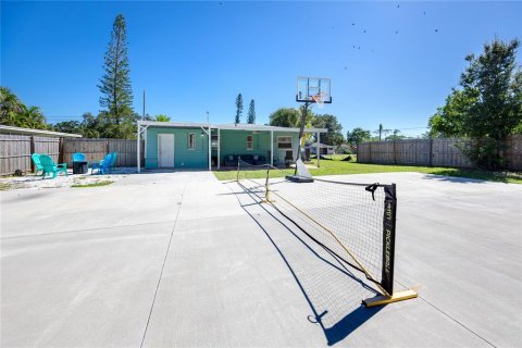 Villa ou maison à vendre à Saint Petersburg, Floride: 2 chambres, 72.84 m2 № 2433108 - photo 30