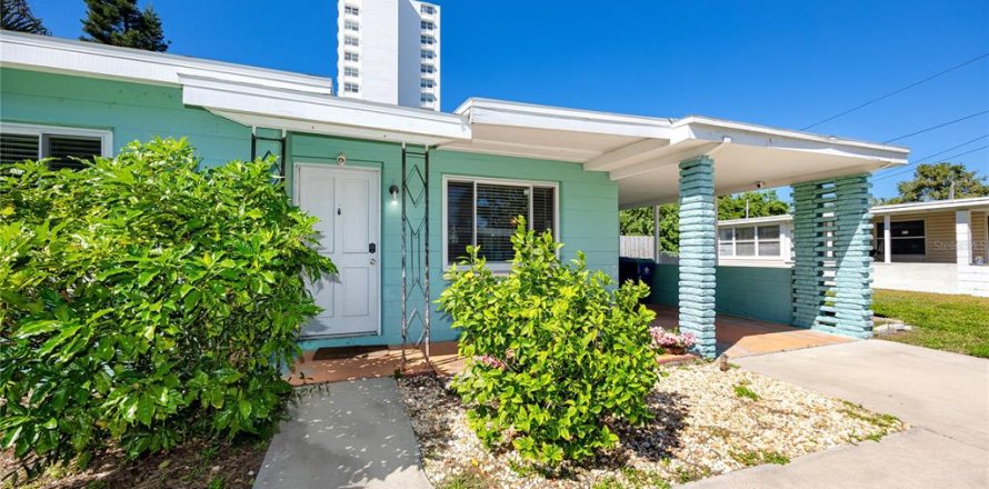 Villa ou maison à Saint Petersburg, Floride 2 chambres, 72.84 m2 № 2433108