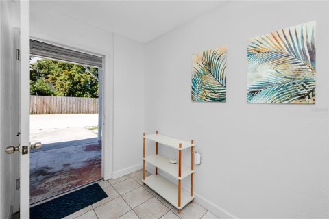 Villa ou maison à vendre à Saint Petersburg, Floride: 2 chambres, 72.84 m2 № 2433108 - photo 16