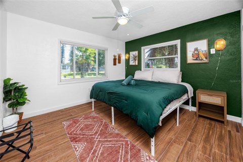 Villa ou maison à vendre à Saint Petersburg, Floride: 2 chambres, 72.84 m2 № 2433108 - photo 17