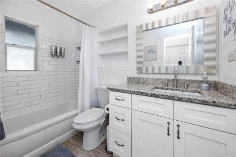 Villa ou maison à vendre à Saint Petersburg, Floride: 2 chambres, 72.84 m2 № 2433108 - photo 19