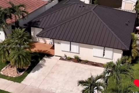 Villa ou maison à Miami, Floride 3 chambres, 143.35 m2 № 2081071
