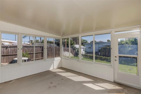 House in Daytona Beach, Florida 2 bedrooms, 75.81 sq.m. № 2429350 - photo 25