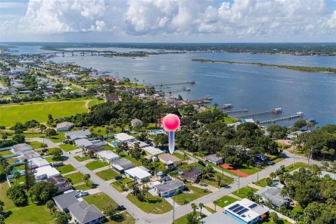 House in Daytona Beach, Florida 2 bedrooms, 75.81 sq.m. № 2429350 - photo 12