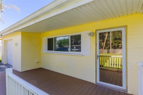 House in Daytona Beach, Florida 2 bedrooms, 75.81 sq.m. № 2429350 - photo 18