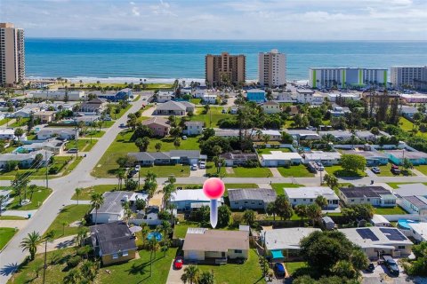 House in Daytona Beach, Florida 2 bedrooms, 75.81 sq.m. № 2429350 - photo 9