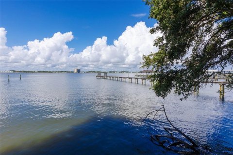 House in Daytona Beach, Florida 2 bedrooms, 75.81 sq.m. № 2429350 - photo 24