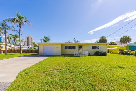 House in Daytona Beach, Florida 2 bedrooms, 75.81 sq.m. № 2429350