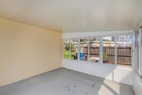 House in Daytona Beach, Florida 2 bedrooms, 75.81 sq.m. № 2429350 - photo 29